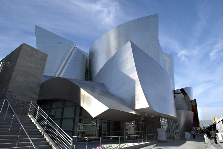 Концертный зал имени Уолта Диснея