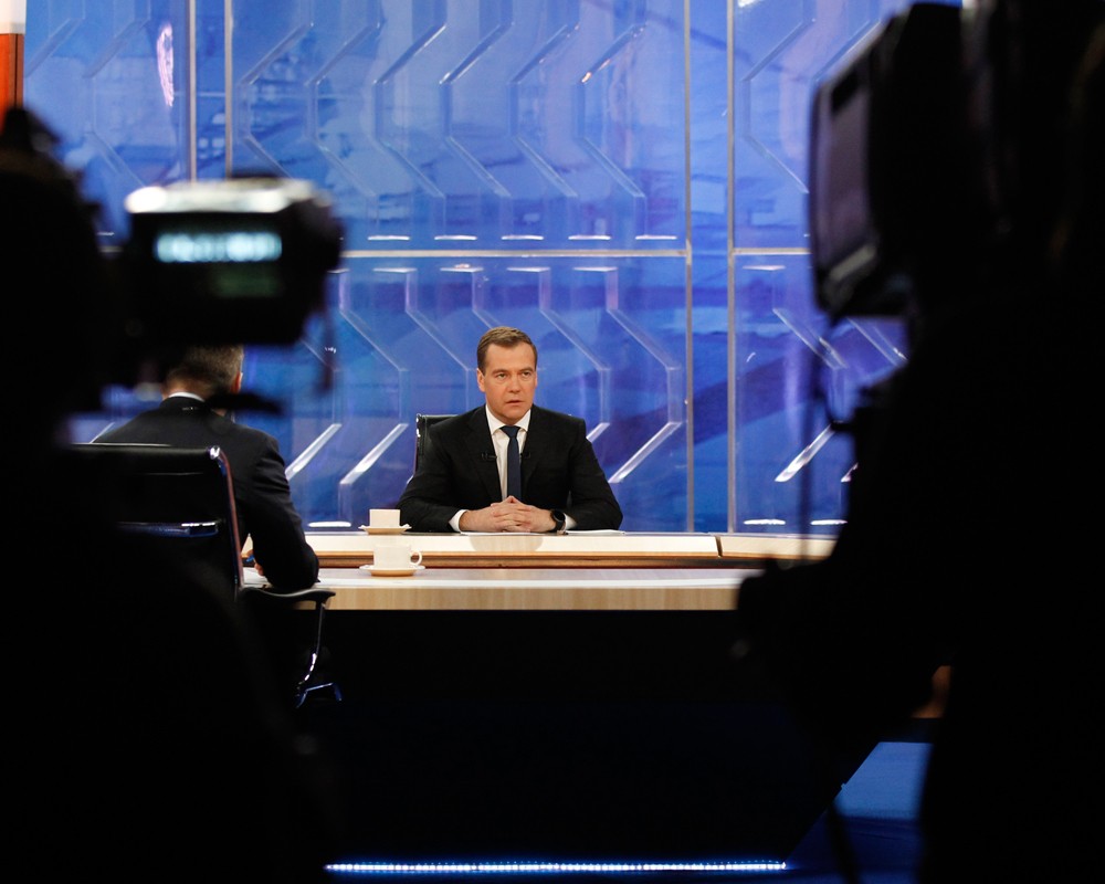 "Разговор с премьер-министром": Д.Медведев подводит итоги года