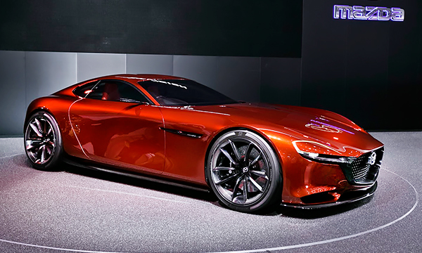 Шеф-дизайнер Mazda: «Сейчас идет очень жесткая битва на поле интерьеров»