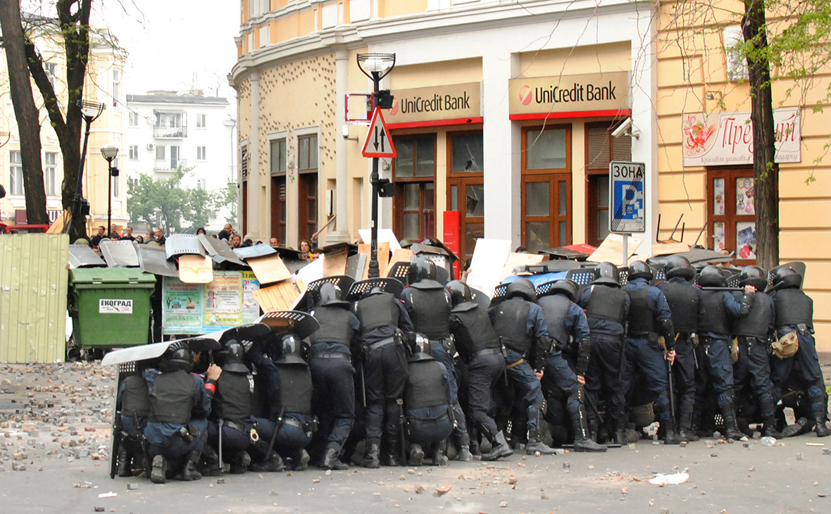 Массовые беспорядки на Греческой площади в Одессе. 2 мая 2014 года