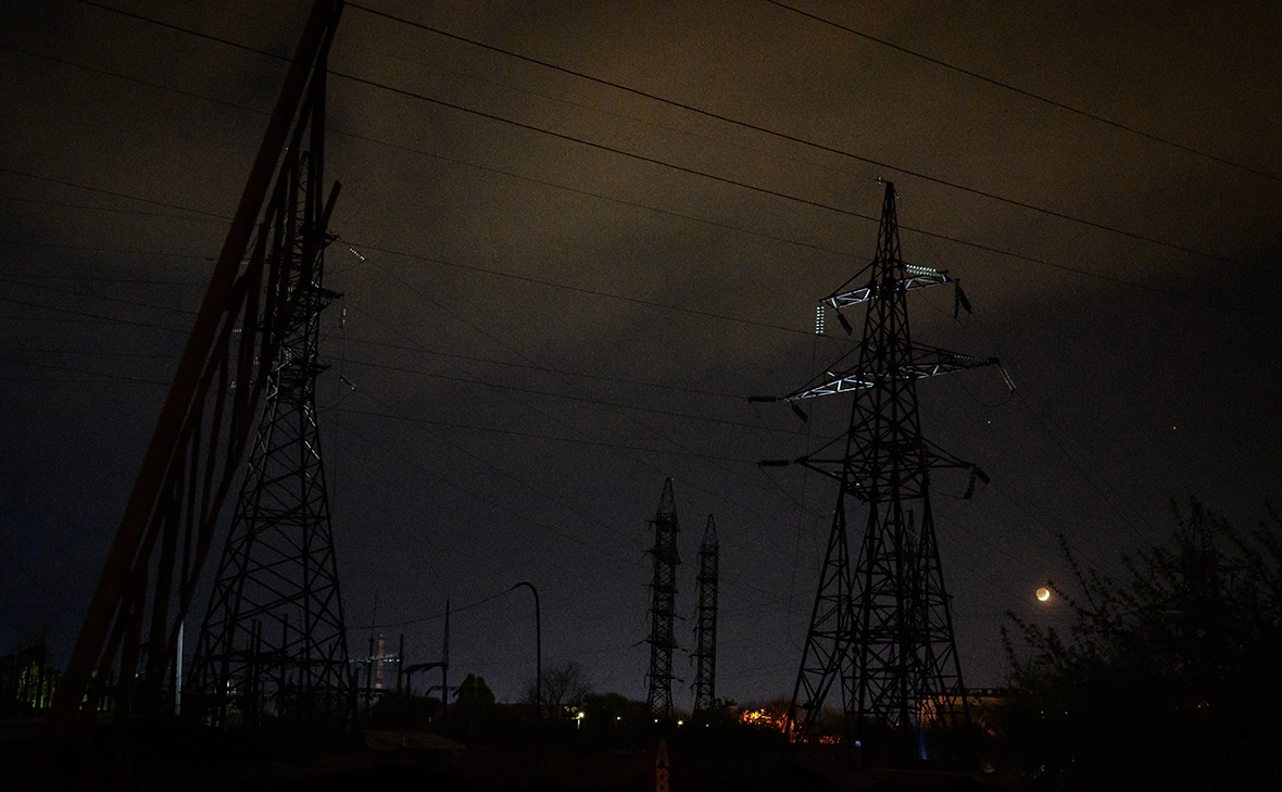 Leon Neal / Getty Images