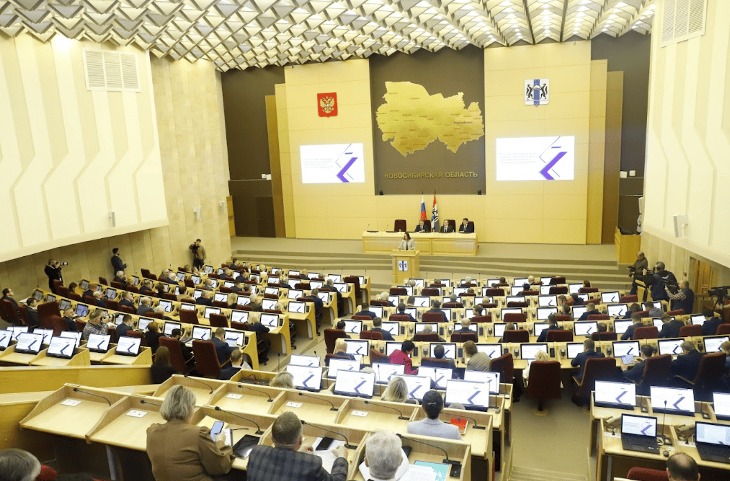 Фото: пресс-служба Заксобрания Новосибирской области