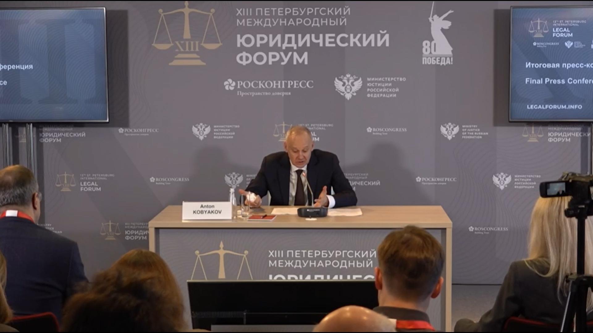 Советник Путина заявил, что СССР «юридически где-то существует»