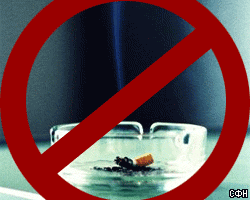 С сегодняшнего дня в общественных местах Нью-Йорка запрещено курить