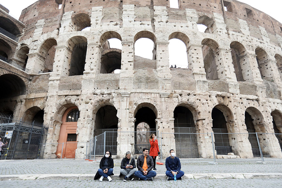 Колизей в Риме, 25 февраля
