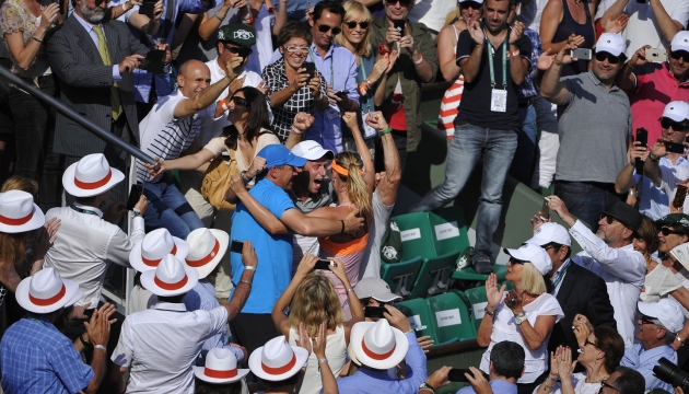 Мария Шарапова стала победительницей теннисного турнира серии "Большого шлема". Для нее это уже вторая победа в карьере на Roland Garros. Всего теперь у нее 5 побед на турнирах подобного уровня. Фото - Rolland Garros.