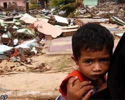 В результате цунами в Азии погибли около 50 тыс. детей