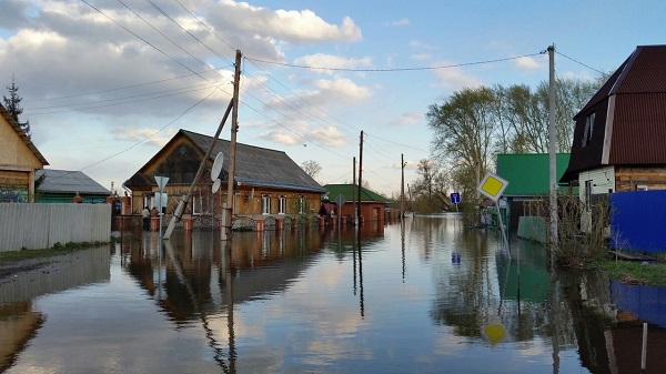 В Ишимском районе под воду ушли не только дома, но и поля Фото: группа &quot;Паводок Ишим&quot;, соцсеть &quot;ВКонтакте&quot;