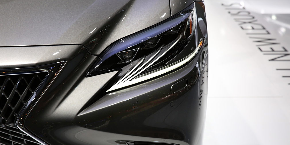Мировой паритет: все, что нужно знать о новом Lexus LS