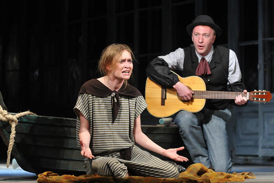 Мария Машкова на репетиции спектакля «Вишневый сад», 2009 год