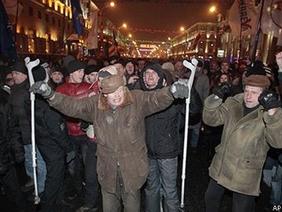 Выборы в Белоруссии привели к массовым протестам оппозиции