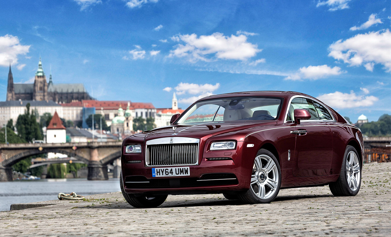 Rolls-Royce Wraith (342 автомобиля). Цена&nbsp;&mdash; от 19 млн рублей.
