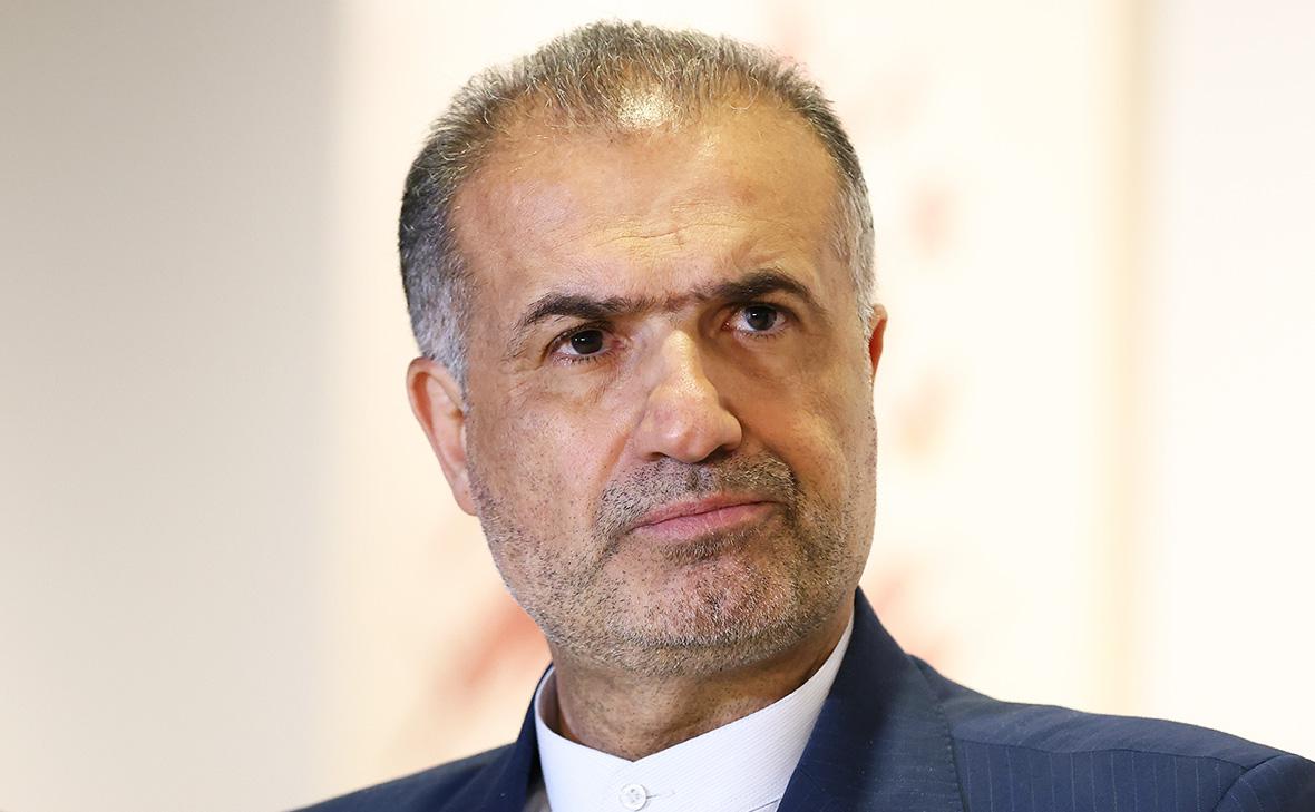 Посол заявил, что не знает о версии теракта на вертолете президента Ирана
