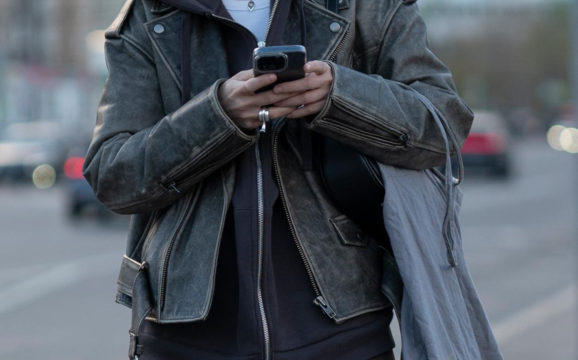 В Петербурге второй день подряд пожаловались на сбои мобильного интернета