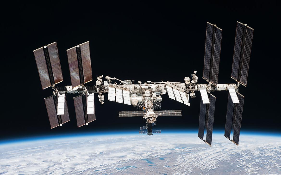 «Роскосмос» в течение года обсудит с NASA сроки сведения МКС с орбиты