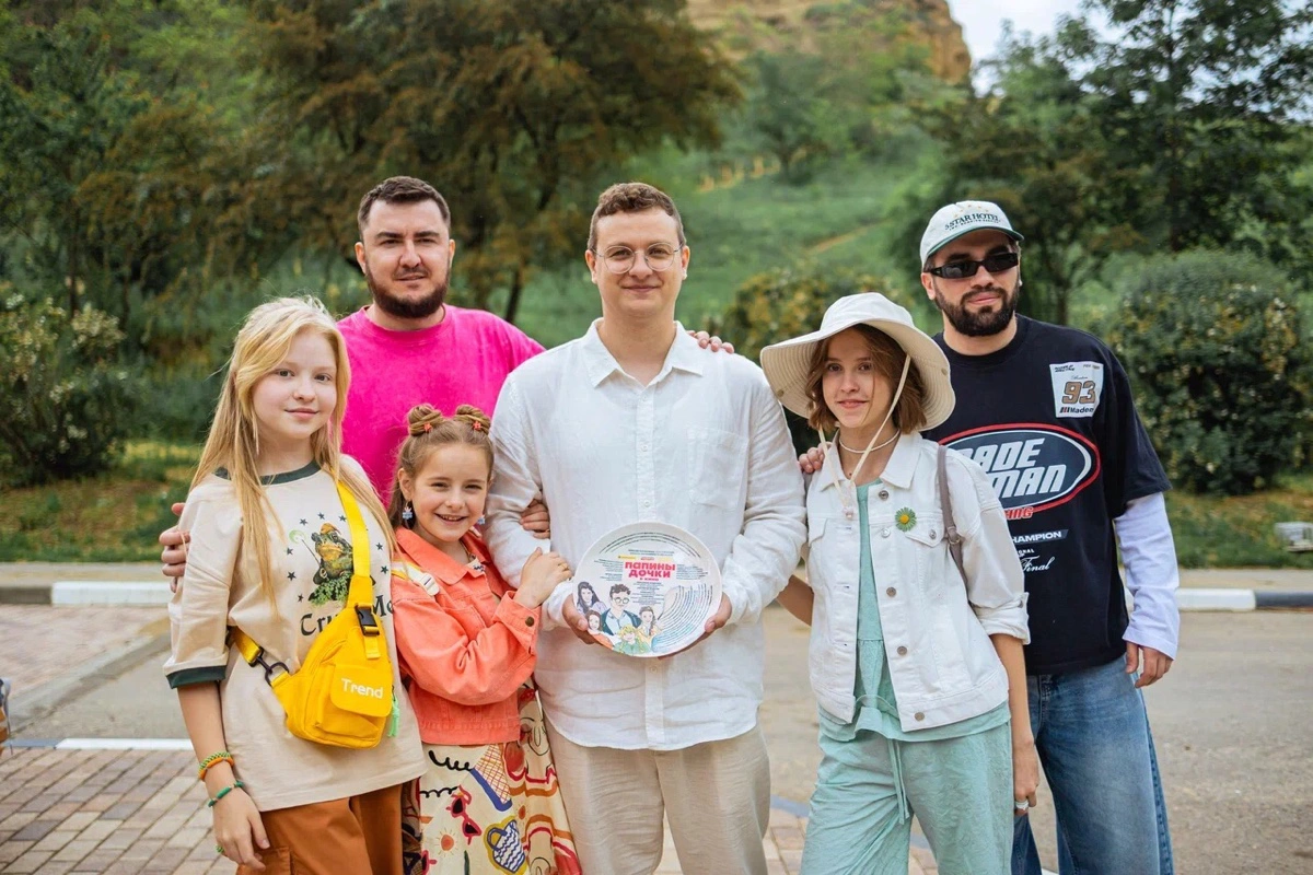 Фото со съемок фильма «Папины дочки. В кино»