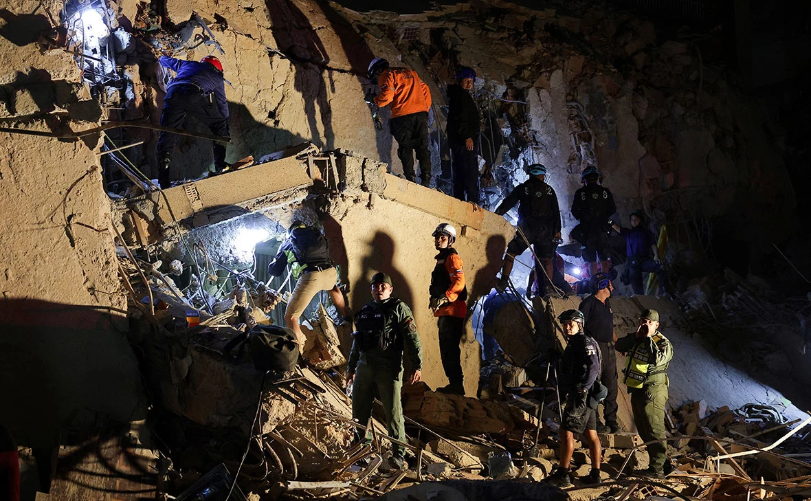 Gaby Oraa / Reuters
