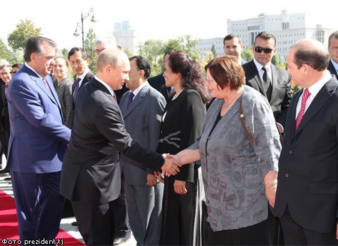 Владимир Путин посетил Таджикистан в день 60-летия Э.Рахмона
