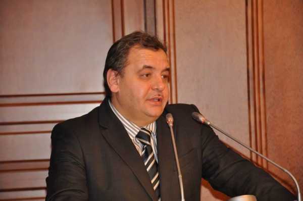Заместитель председателя Совета депутатов Новосибирска Ренат Сулейманов​