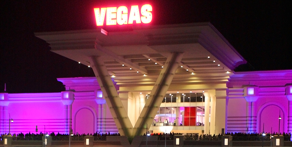 Торгово-развлекательный центр &laquo;Vegas&raquo; на пересечении Каширского шоссе и МКАД