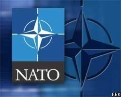 НАТО: РФ имеет право на увеличение числа миротворцев в Абхазии