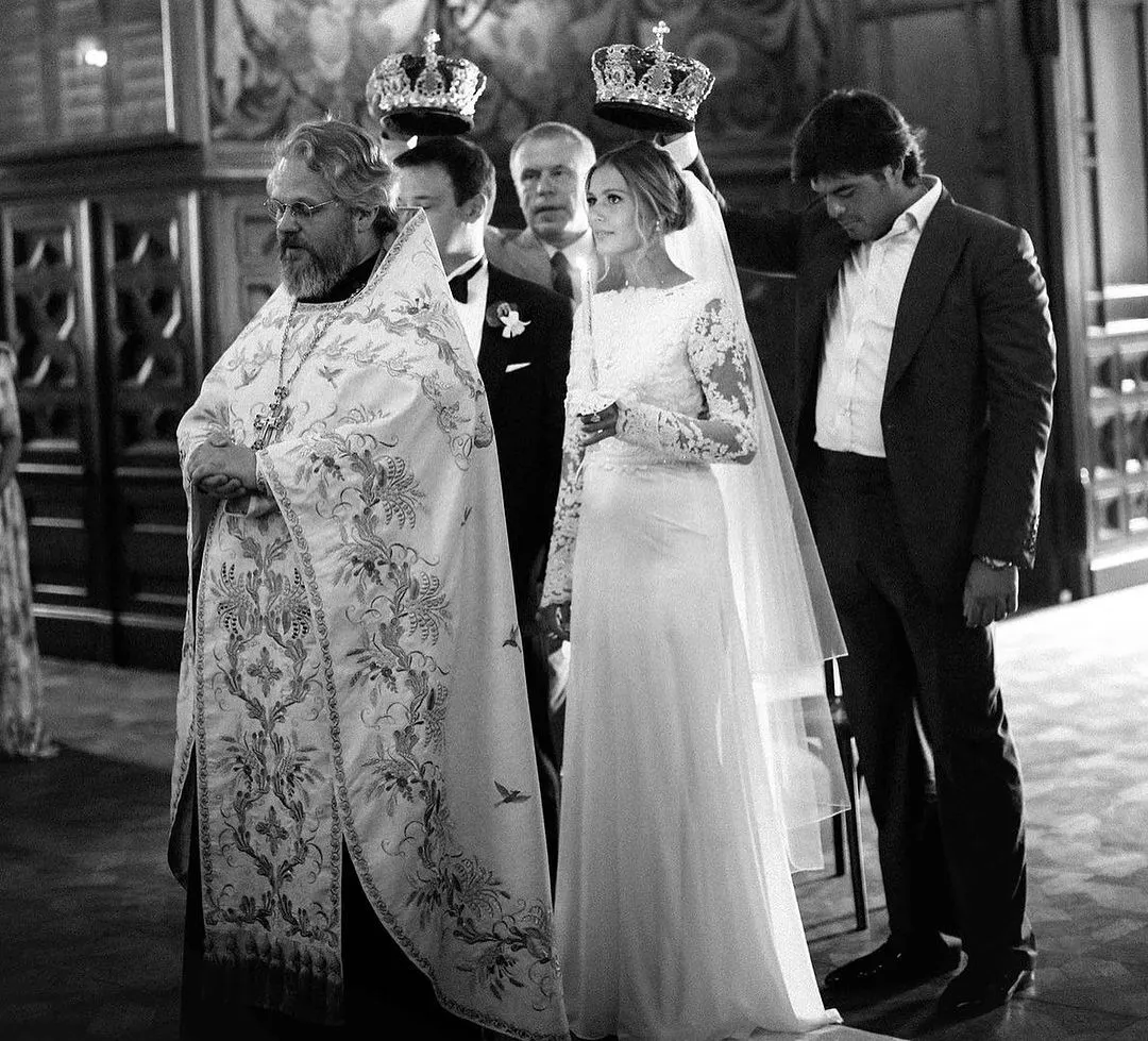 <p>Мария Кожевникова и Евгений Васильев в день венчания, 30 августа 2013 года</p>