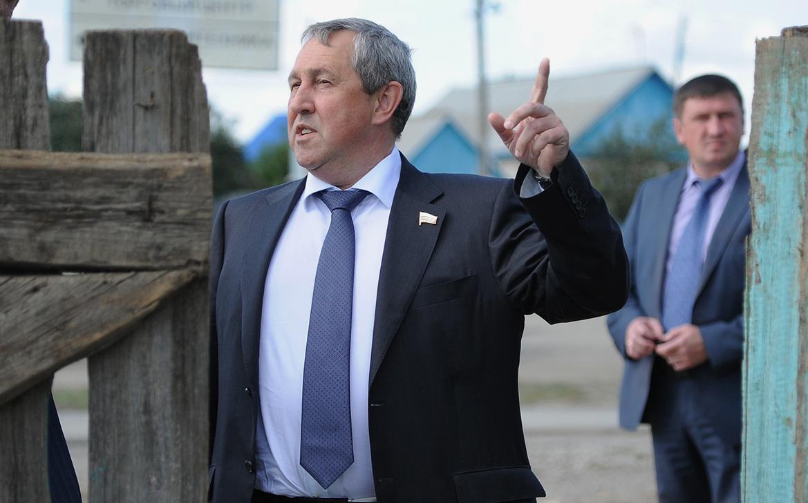 Экс-депутат Белоусов подал жалобу в Верховный суд на лишение его мандата