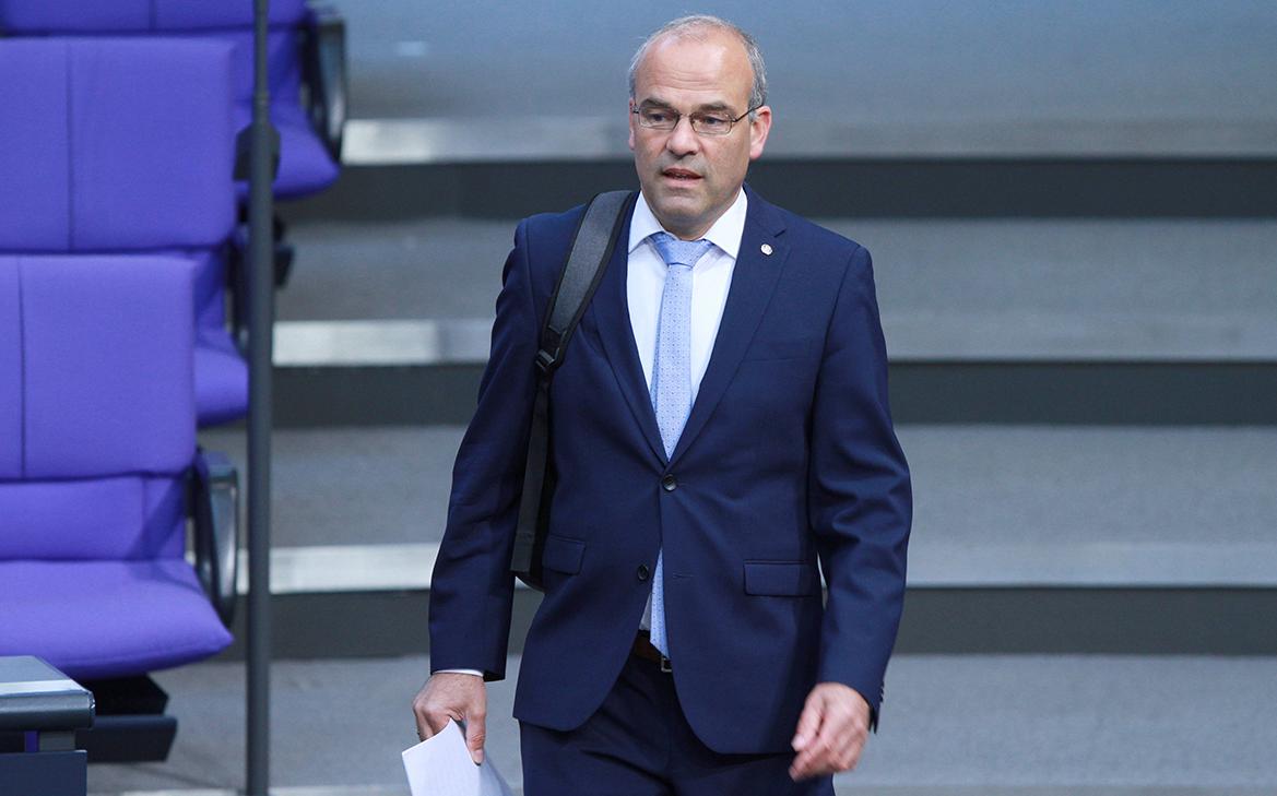 Депутат от АдГ назвал превентивным отказ от своей поездки в Сочи