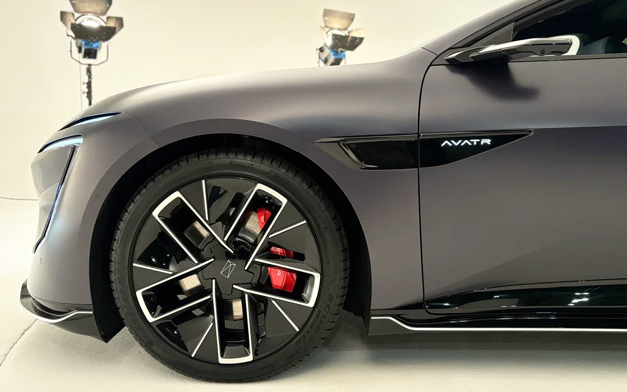 На выбор предлагается сразу несколько дизайнов&nbsp;дисков, все одинаково стильные