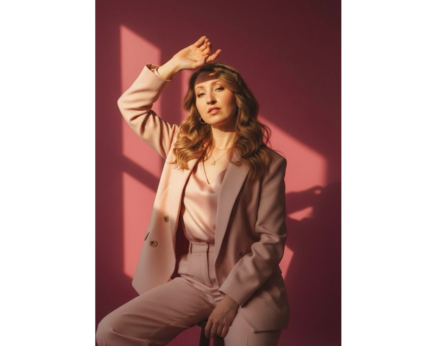 Создано в Kaze AI