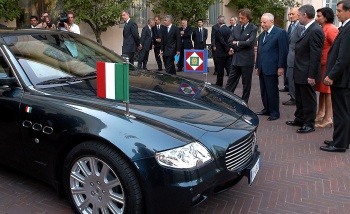 Президент Италии получил долгожданную Maserati Quattroporte