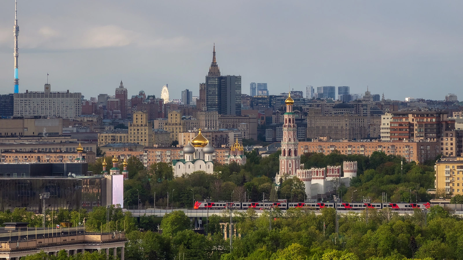 Не только Хамовники. Где в Москве сегодня могут жить молодые миллионеры
