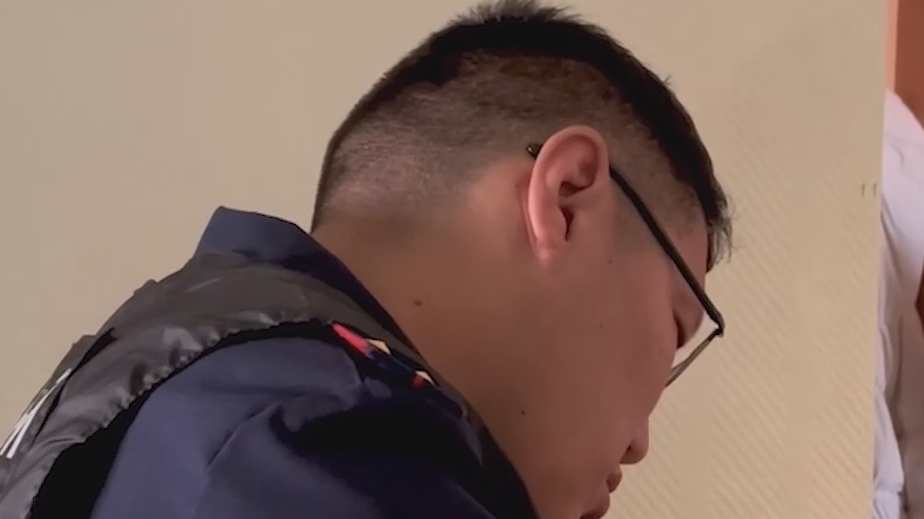 В Якутске двух девочек задержали по делу об убийстве матери и ее сына