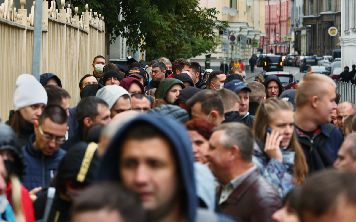 Мосгоризбирком объяснил очереди на избирательном участке в центре Москвы