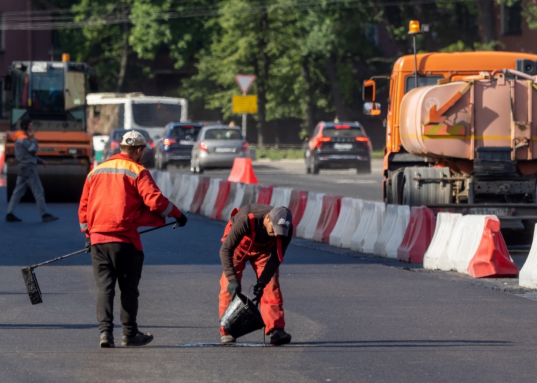 Один из главных дорожных строителей Петербурга сменил владельца — РБК