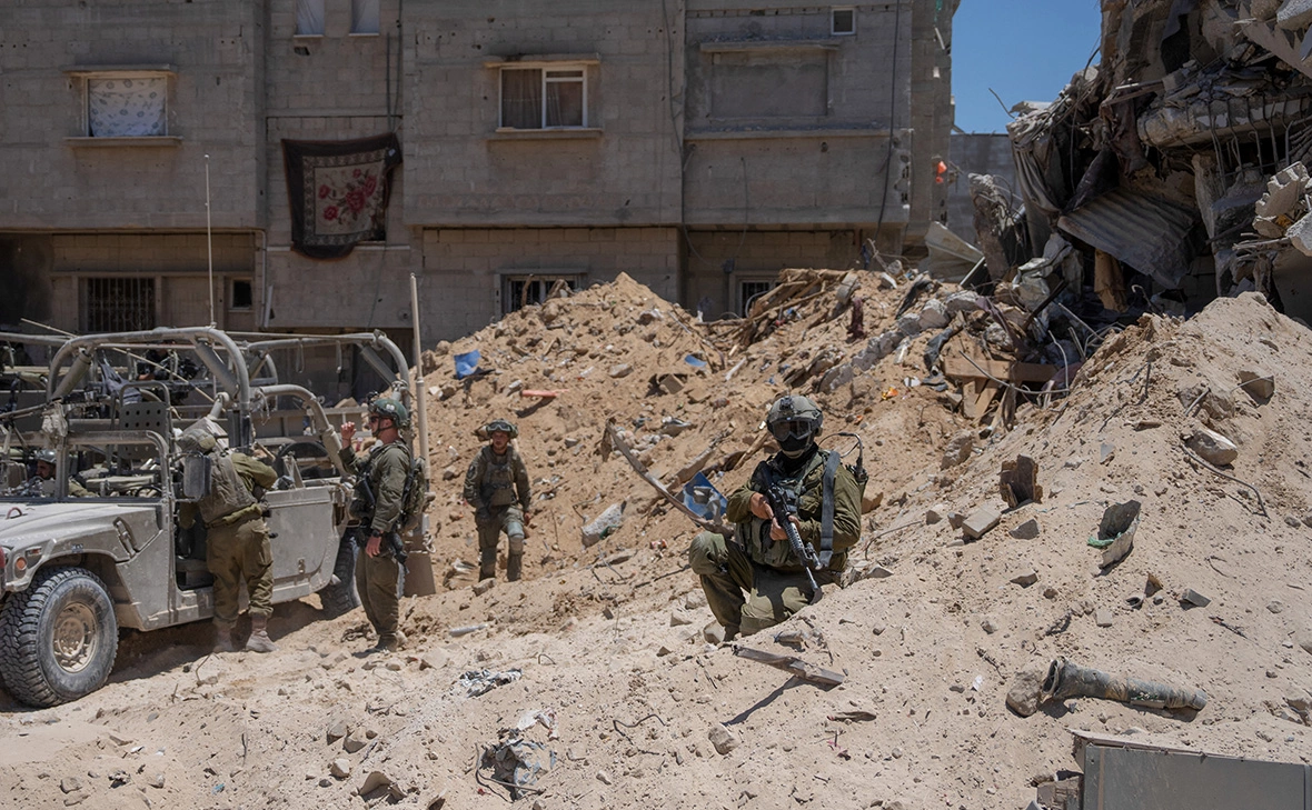 Ohad Zwigenberg / Reuters