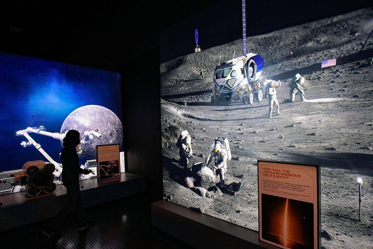 Луну можно превратить в перевалочный пункт для полетов на другие планеты