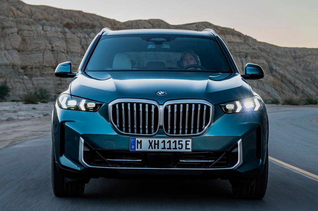 BMW представила новые кроссоверы X5 и X6. За доплату предлагают решетку с  подсветкой :: Autonews