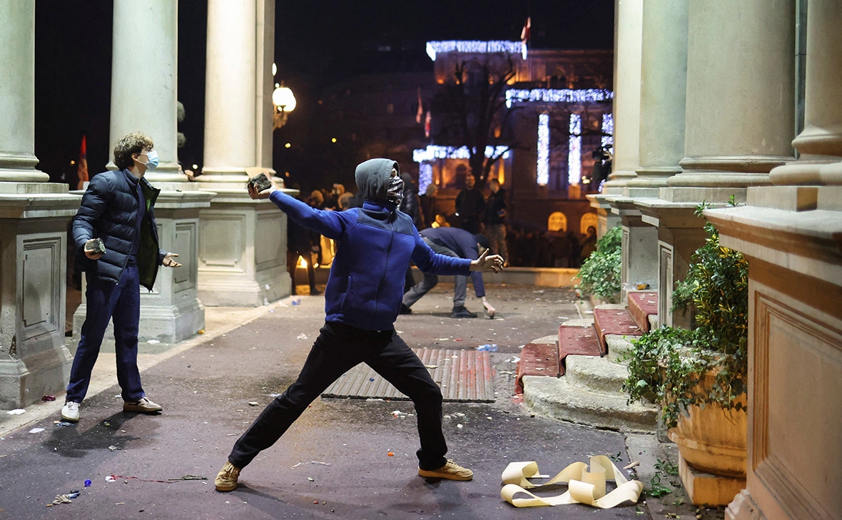 Marko Djurica / Reuters