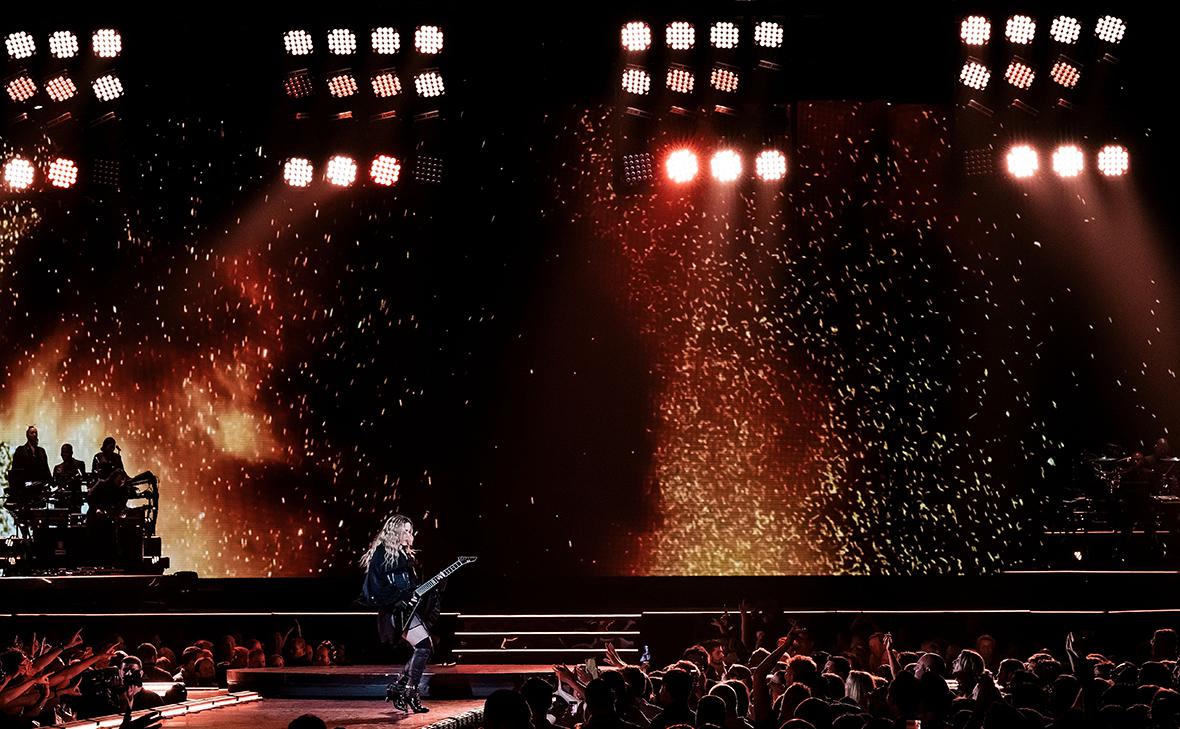 Мадонна во время концерта&nbsp;