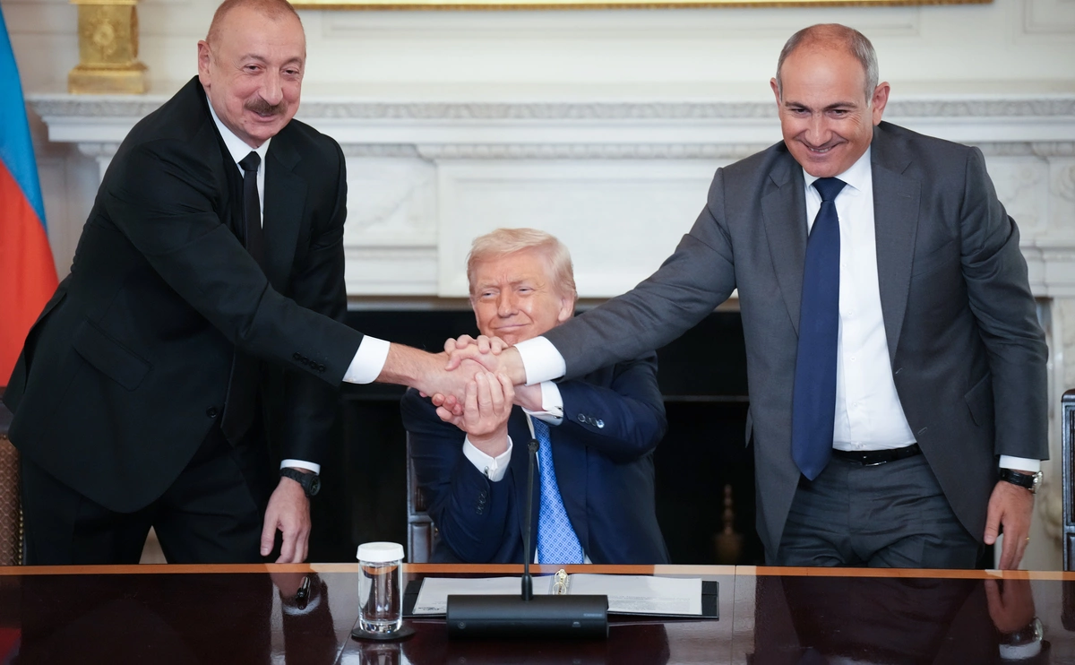 Andrew Harnik / Getty Images