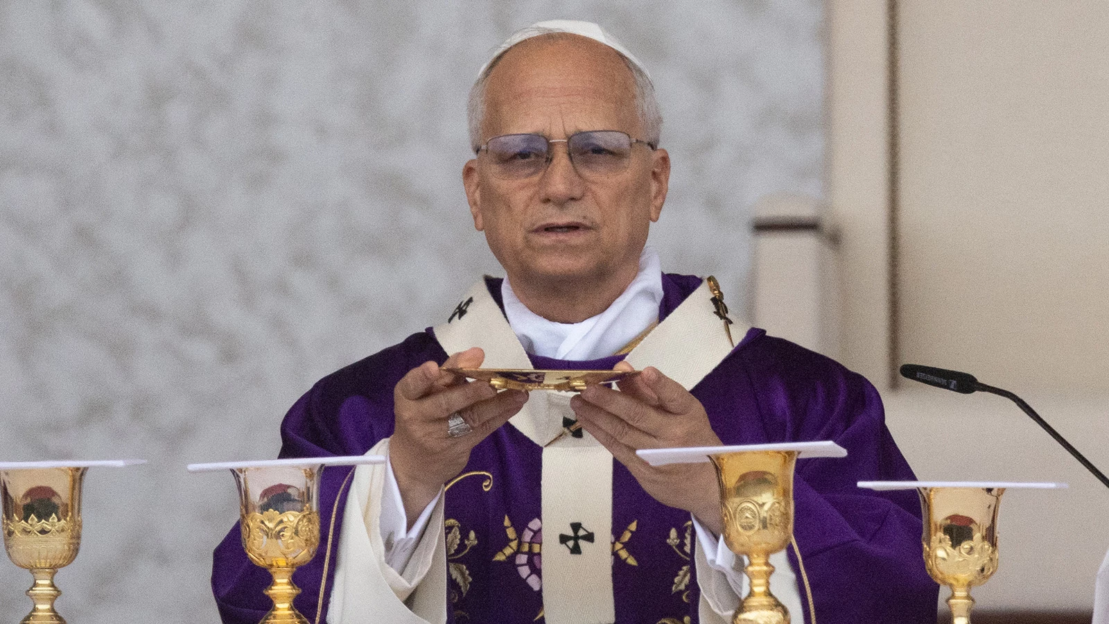 Папа римский Лев XIV