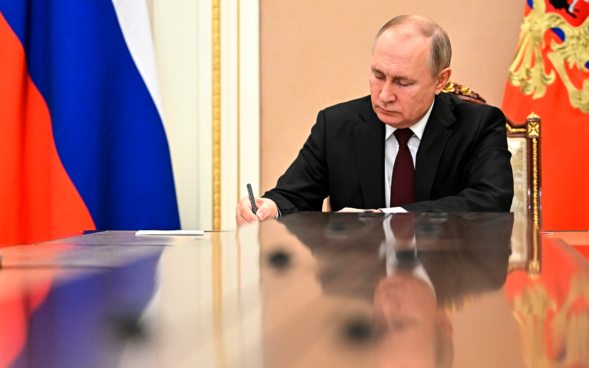 Путин призвал не считать послание парламенту «обещанием коврижек»