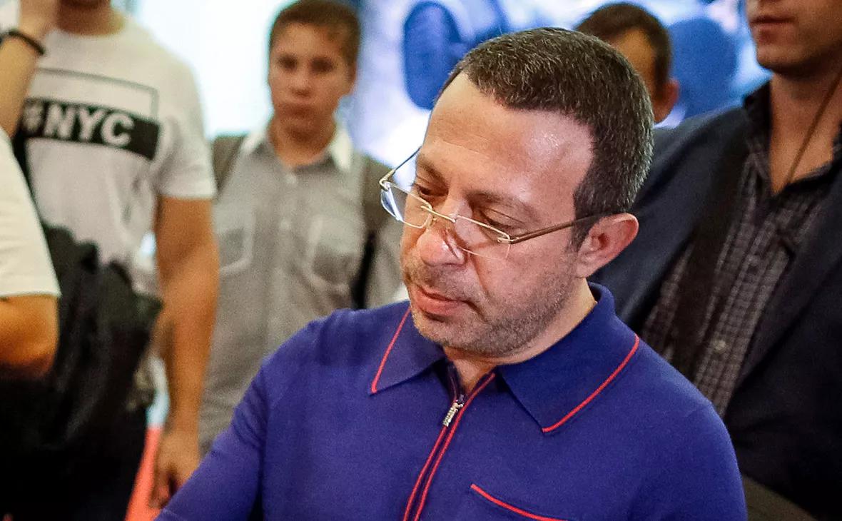 Зеленский объяснил лишение гражданства Украины главы теробороны Днепра