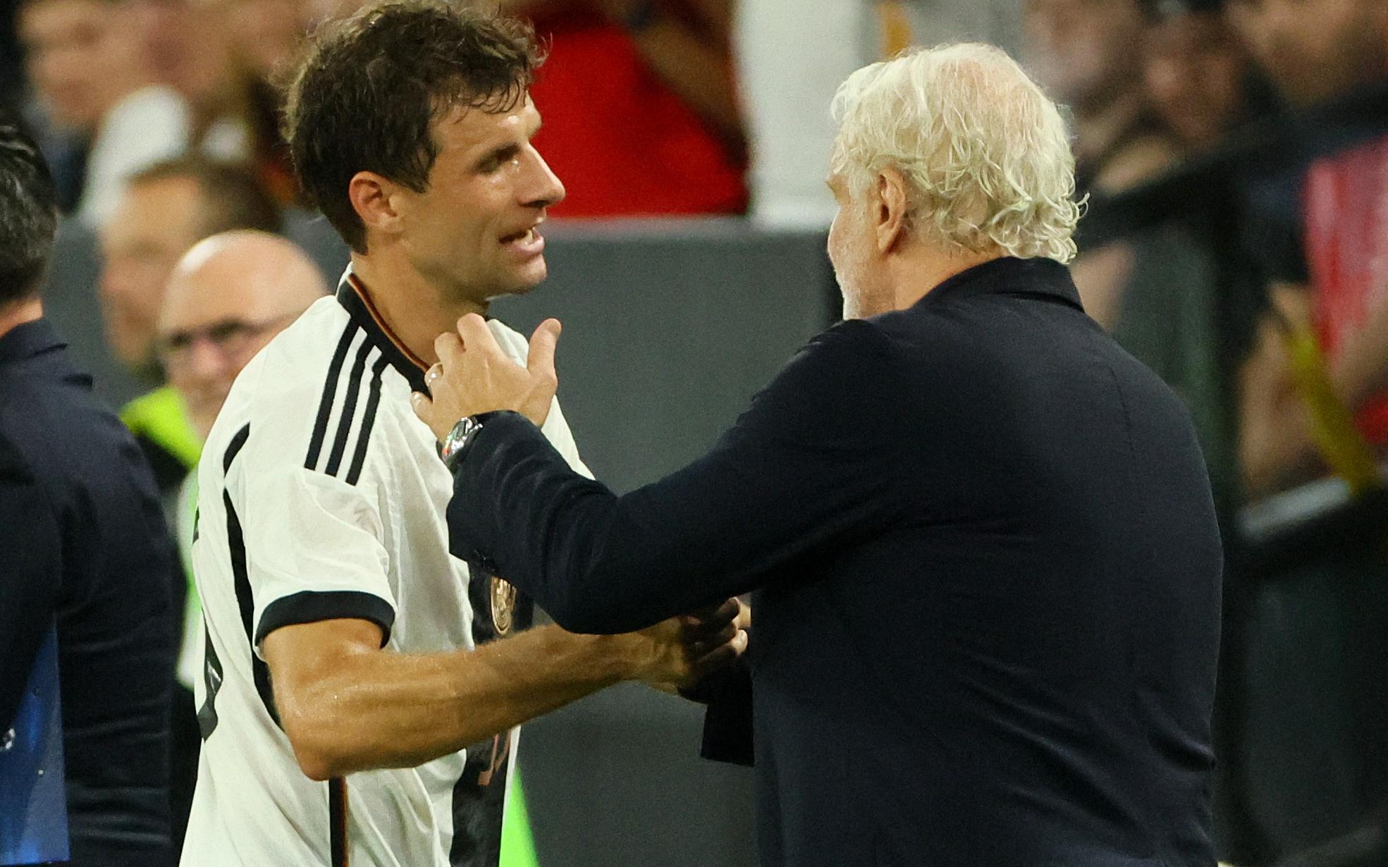 Сборная Германии после отставки тренера впервые за 9 лет победила Францию