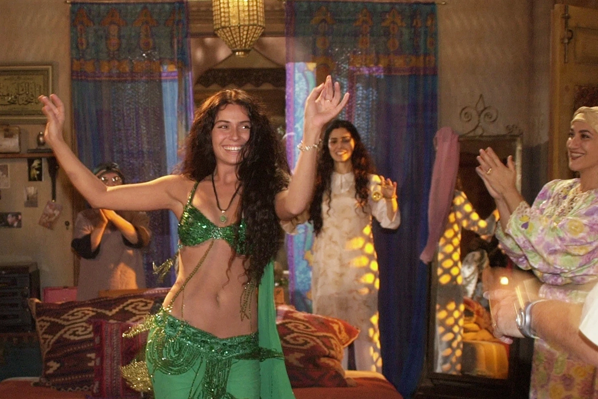 Кадр из сериала «Клон»