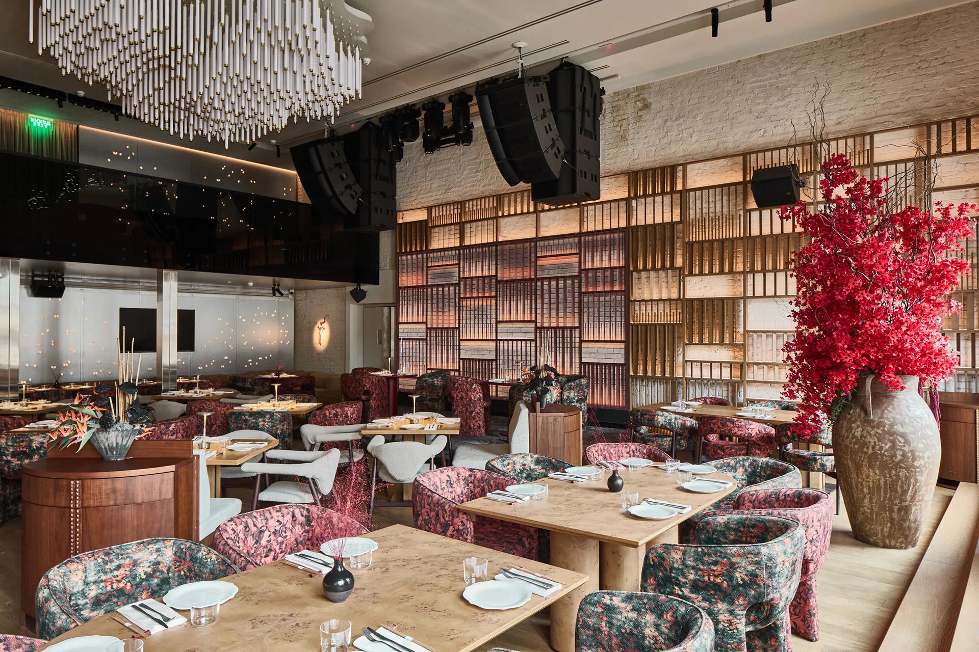 Интерьер ресторана Leps Asian