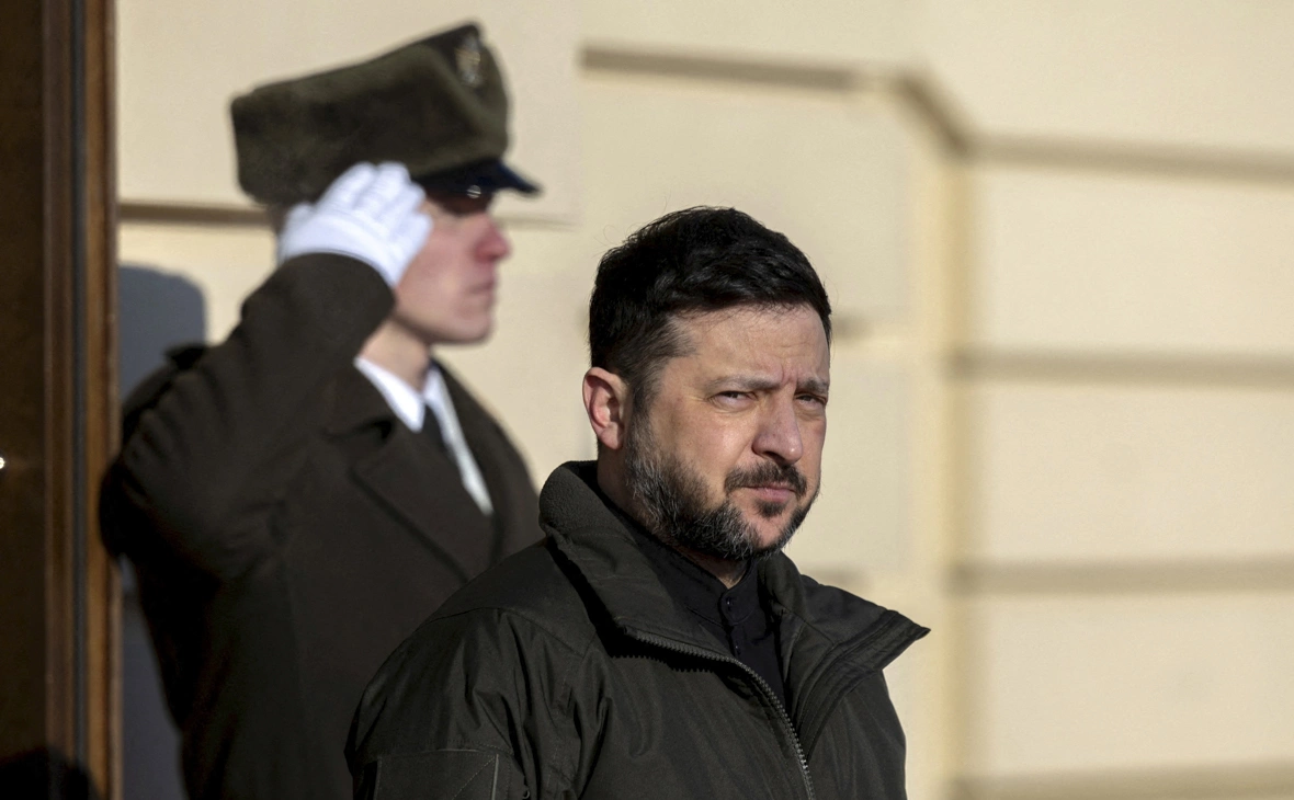 Thomas Peter / Reuters