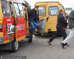 На юго-западе Петербурга в столкновении маршруток пострадали 10 человек