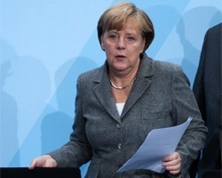 Суд Германии обязал А.Меркель "получше" прислушиваться к мнению парламента